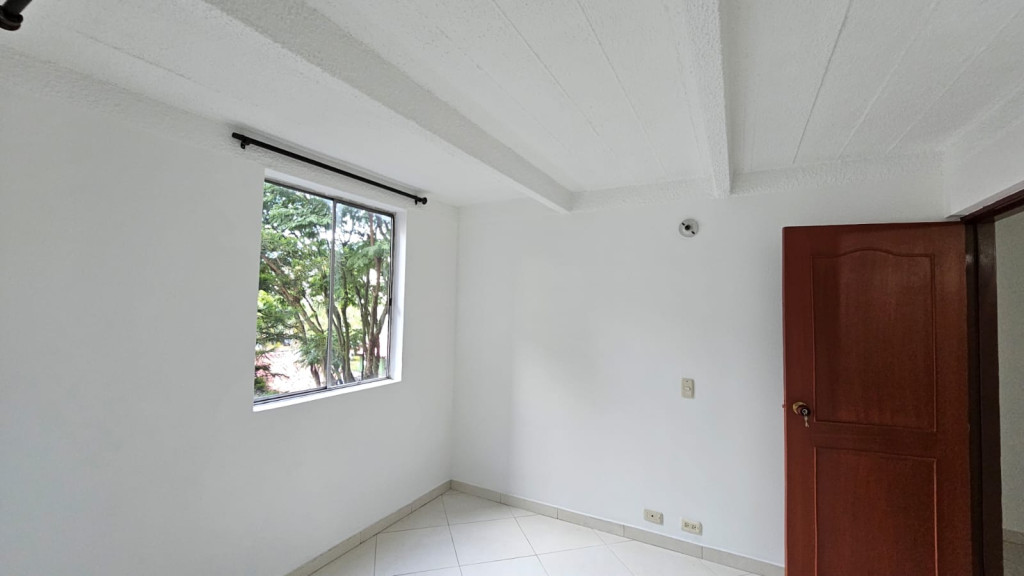 Apartamento En Arriendo - Primero De Mayo, Cali