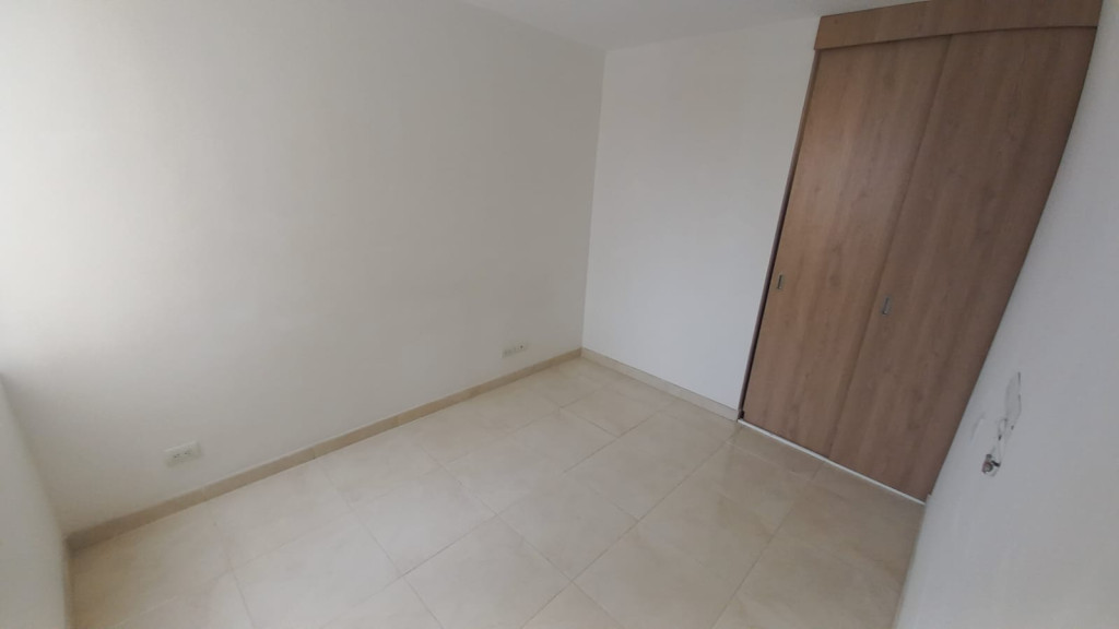 Apartamento En Arriendo - Los Almendros, Cali