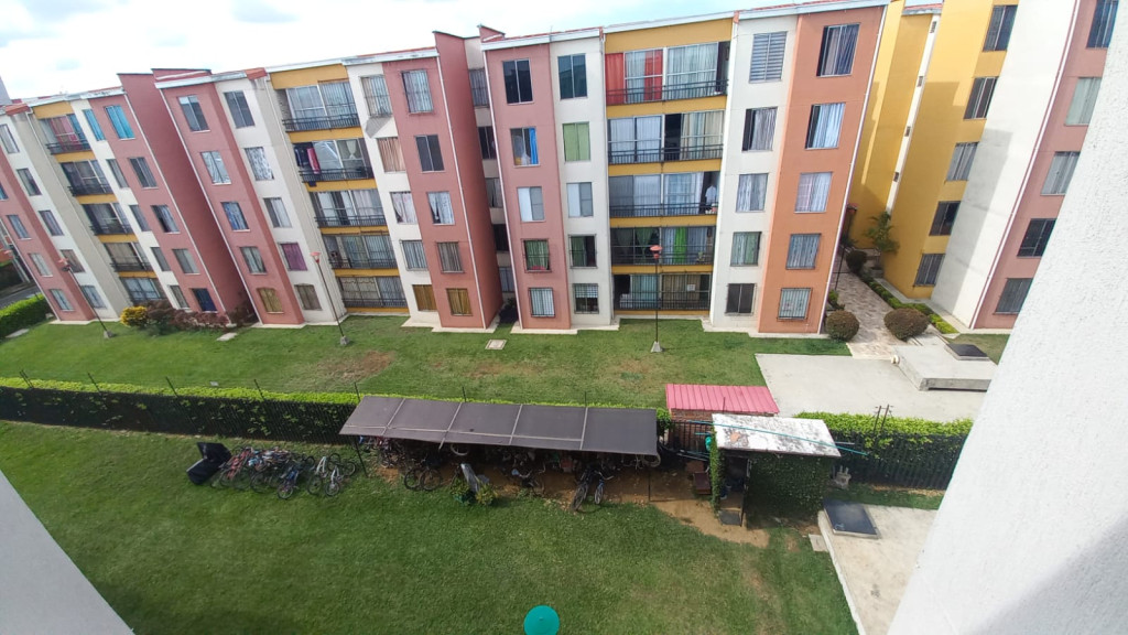 Apartamento En Arriendo - Los Almendros, Cali