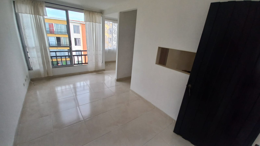Apartamento En Arriendo - Los Almendros, Cali