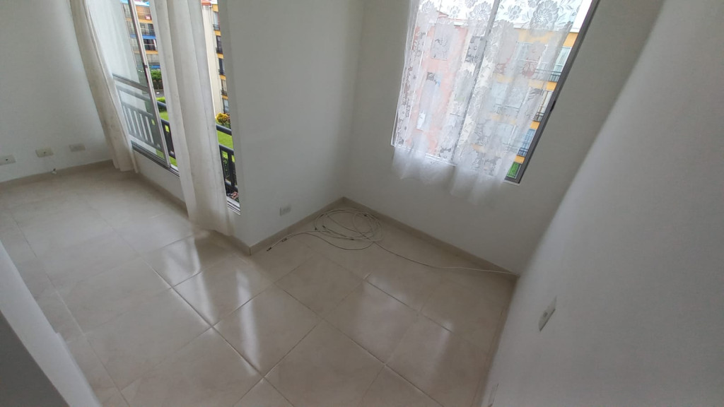 Apartamento En Arriendo - Los Almendros, Cali