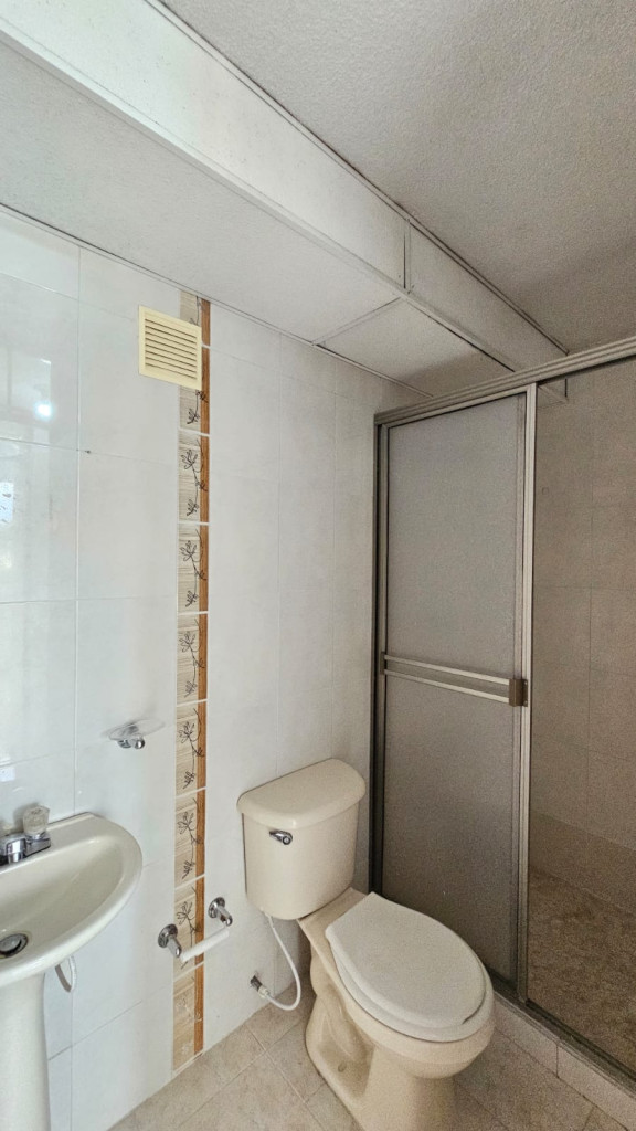 Apartamento En Arriendo - El Limonar, Cali