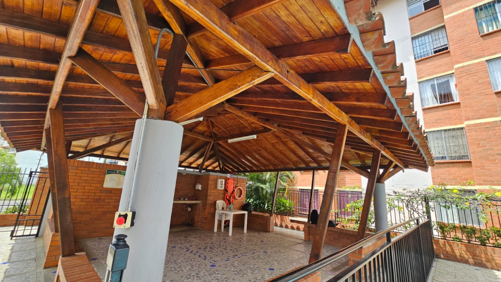 Apartamento En Arriendo - El Limonar, Cali