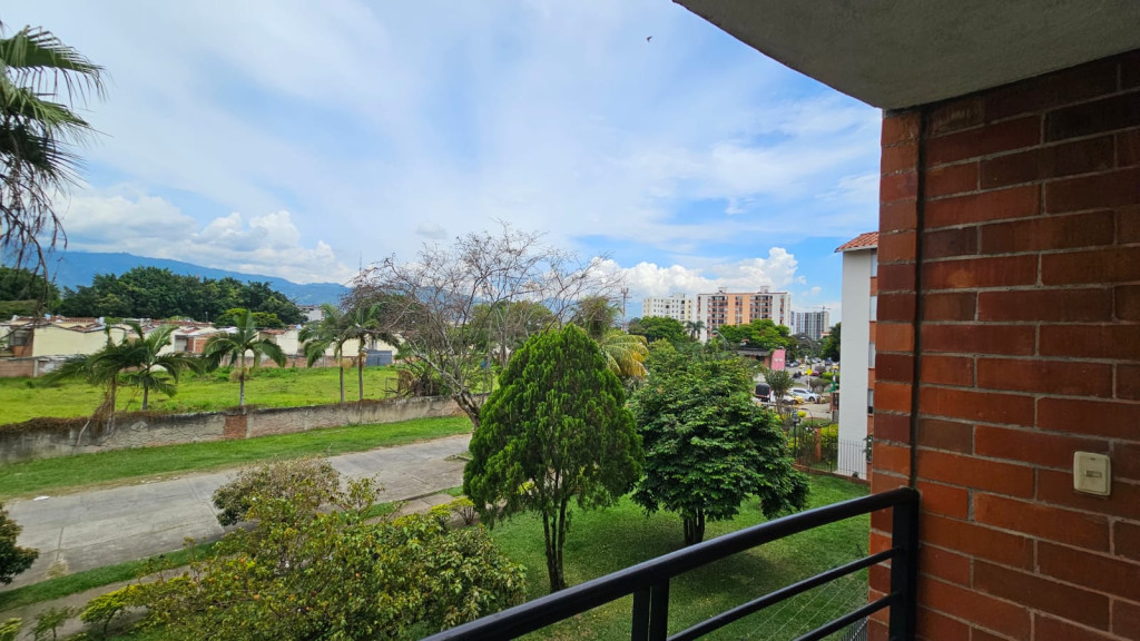 Apartamento En Arriendo - El Limonar, Cali