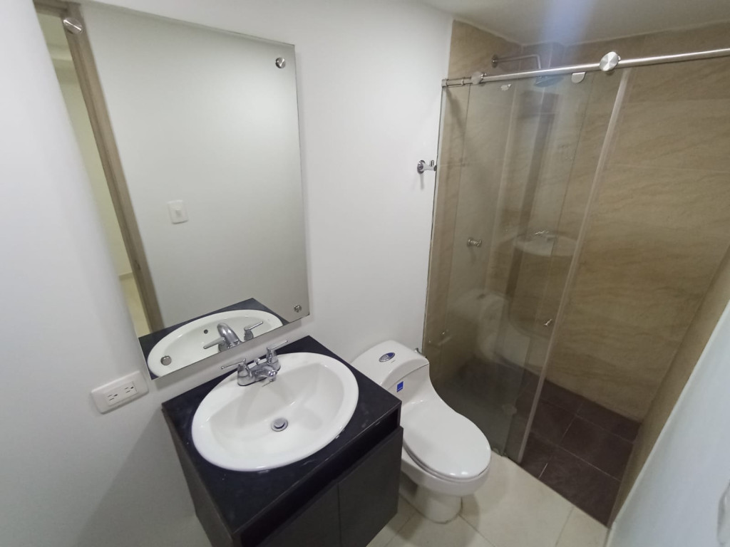 Apartaestudio En Arriendo - Miraflores, Cali