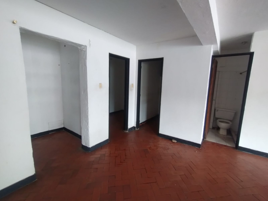Local En Arriendo - Simón Bolívar Jamundi Centro, Jamundí