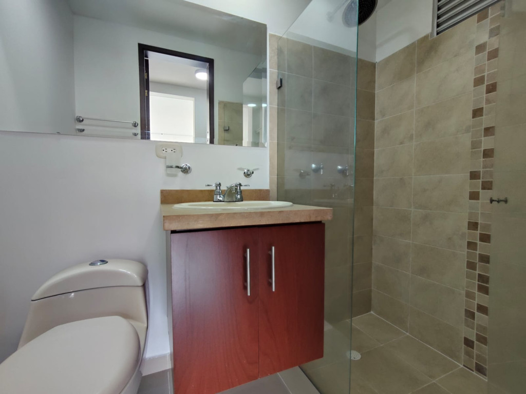 Apartamento En Arriendo - Valle Del Lili, Cali