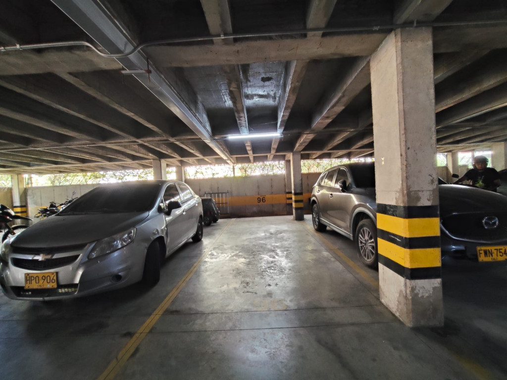 Apartamento En Arriendo - Valle Del Lili, Cali