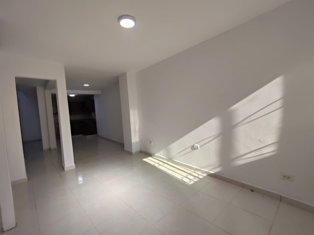 Casa En Arriendo - San Cayetano, Cali