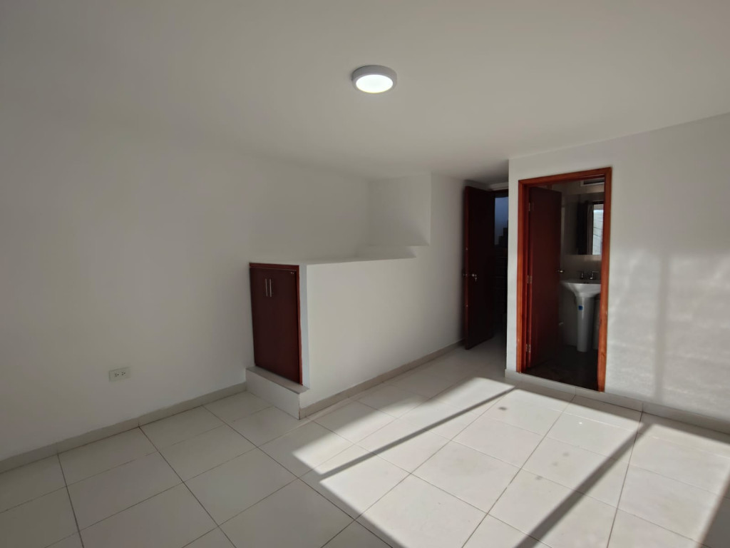 Casa En Arriendo - San Cayetano, Cali