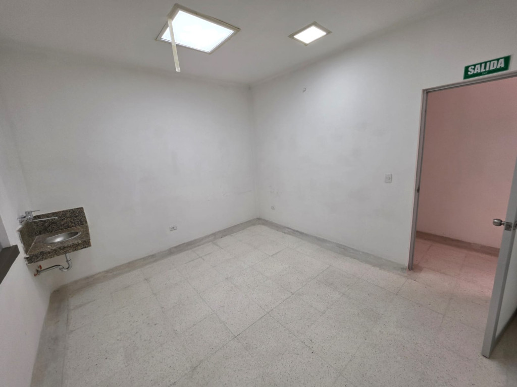 Comercial (Casa Para Comercio) En Arriendo - San Fernando, Cali