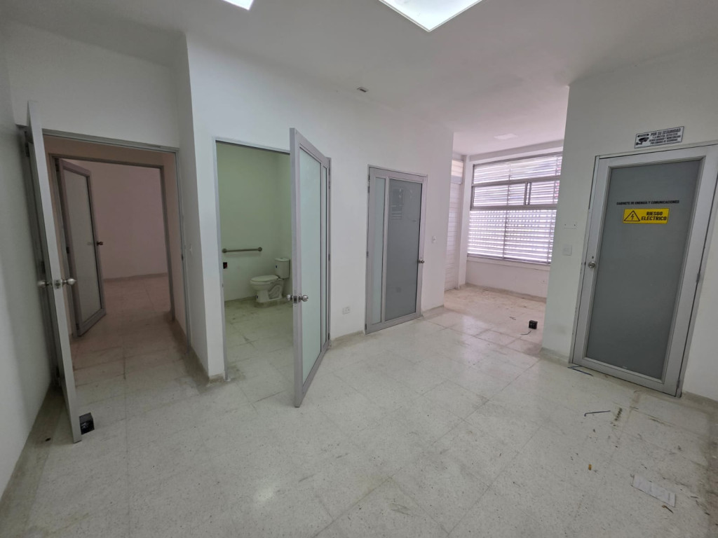 Comercial (Casa Para Comercio) En Arriendo - San Fernando, Cali