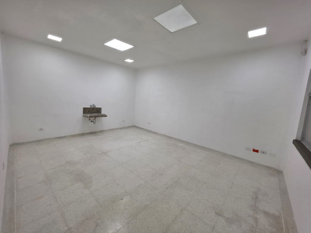 Comercial (Casa Para Comercio) En Arriendo - San Fernando, Cali
