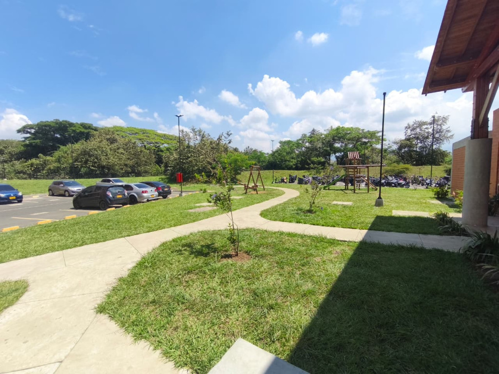 Apartamento En Arriendo - Ciudad Melendez, Cali