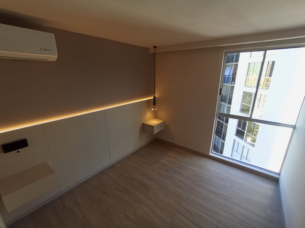 Apartamento En Arriendo - Valle Del Lili, Cali
