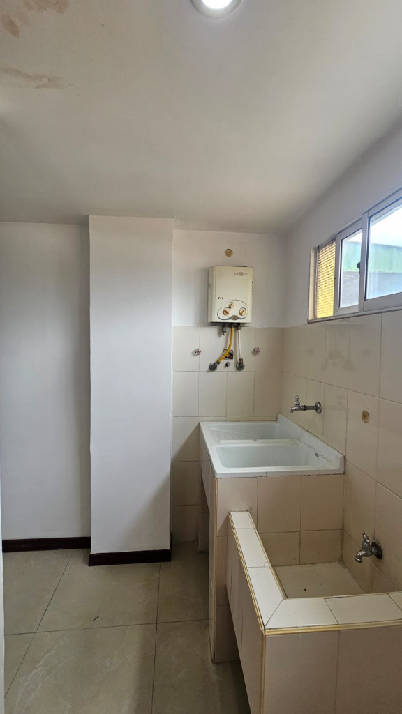 Apartamento En Arriendo - El Refugio, Cali