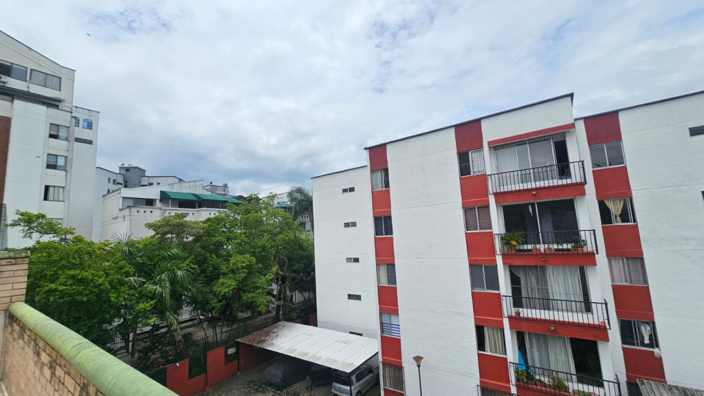 Apartamento En Arriendo - El Refugio, Cali