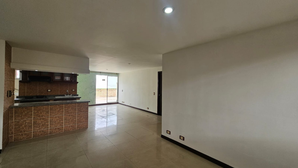 Apartamento En Arriendo - El Refugio, Cali