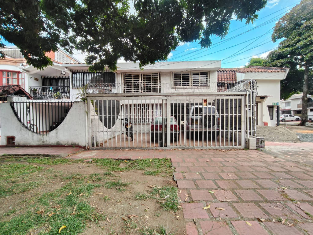 Casa En Venta - Urbanización La Merced, Cali