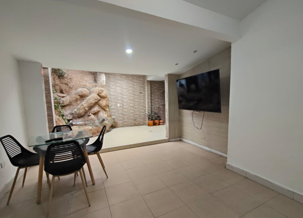 Casa En Venta - Urbanización La Merced, Cali