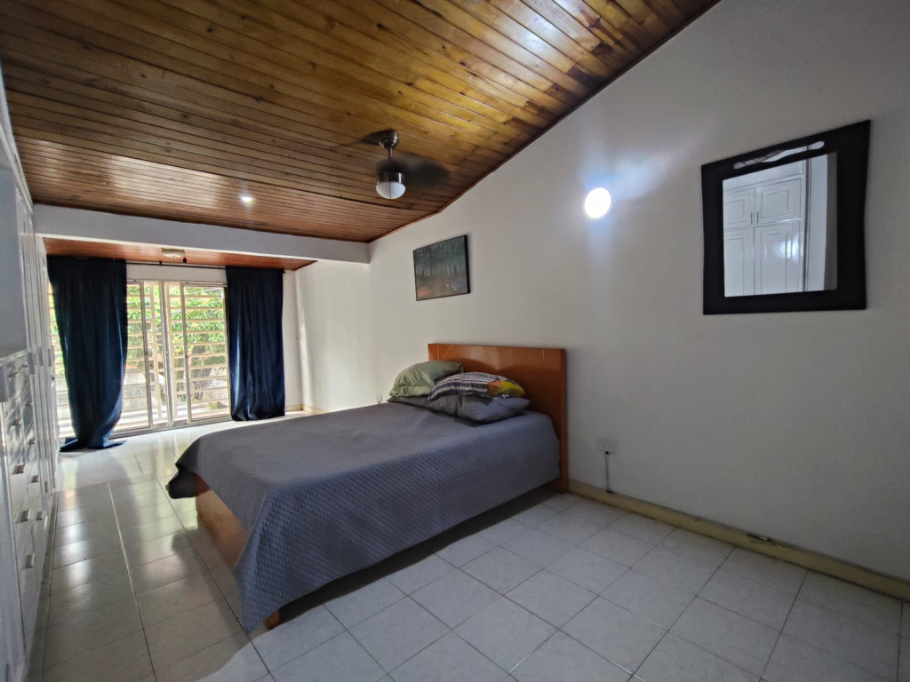 Casa En Venta - Urbanización La Merced, Cali