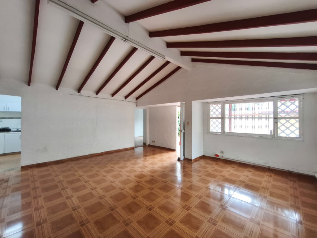 Casa En Arriendo - Ciudad Jardín, Cali