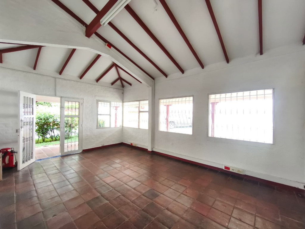 Casa En Arriendo - Ciudad Jardín, Cali