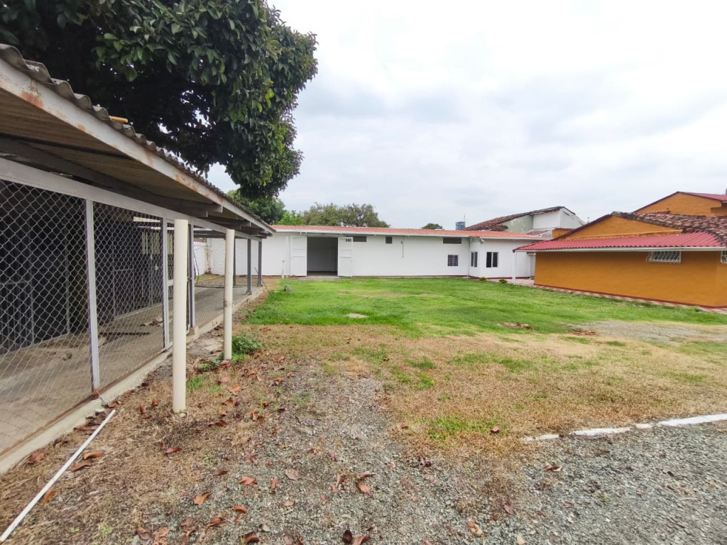Casa En Arriendo - Ciudad Jardín, Cali