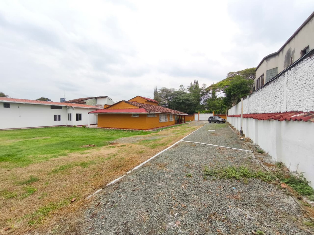 Casa En Arriendo - Ciudad Jardín, Cali