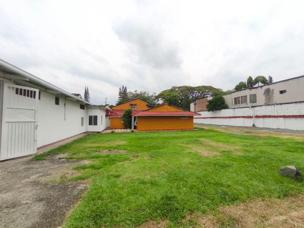 Casa En Arriendo - Ciudad Jardín, Cali
