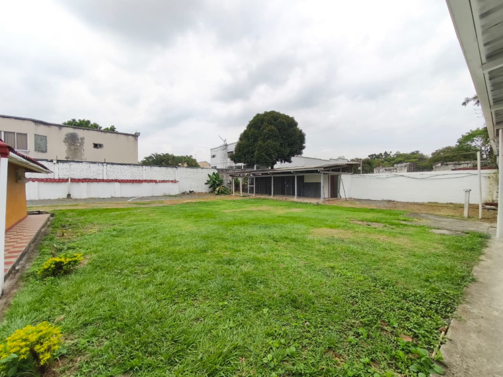 Casa En Arriendo - Ciudad Jardín, Cali