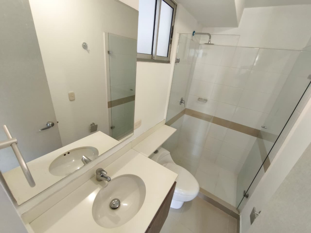 Apartamento En Arriendo - Valle Del Lili, Cali