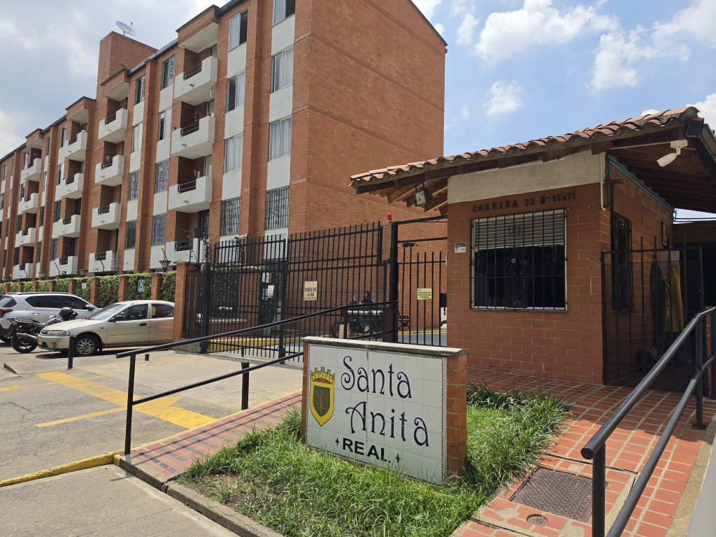 Apartamento En Venta - Santa Anita, Cali