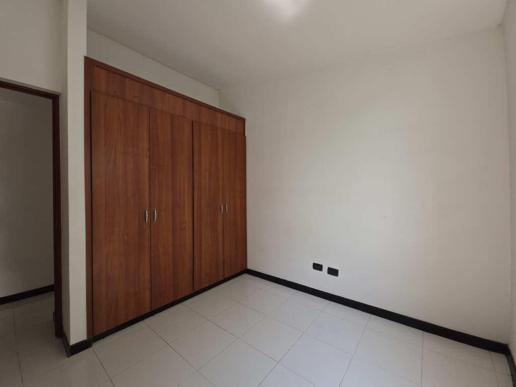 Apartamento En Venta - Santa Anita, Cali