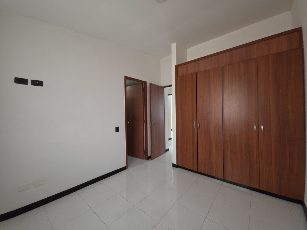 Apartamento En Venta - Santa Anita, Cali