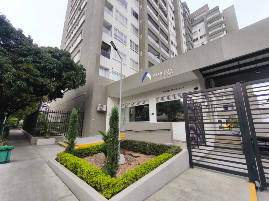 Apartaestudio En Arriendo - Urbanización La Flora, Cali