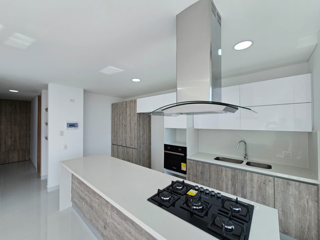 Apartamento En Arriendo - Ciudad Jardín, Cali