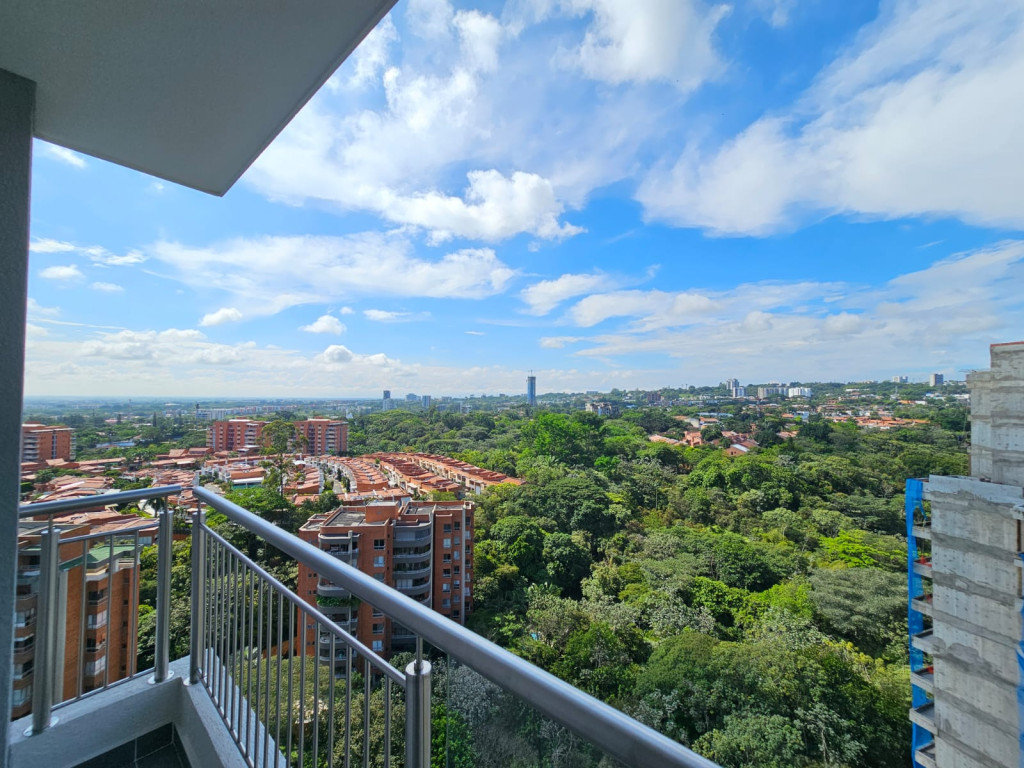 Apartamento En Arriendo - Ciudad Jardín, Cali