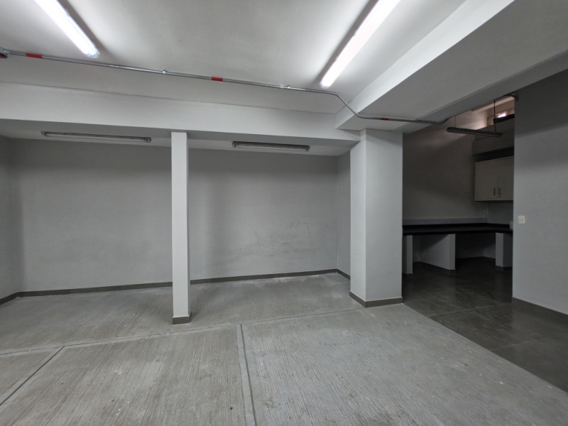 Comercial (Casa Para Comercio) En Venta - Urbanización La Flora, Cali