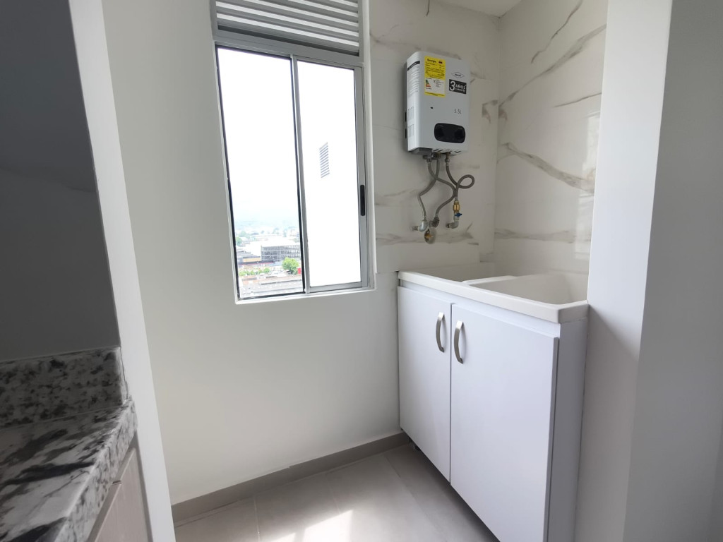 Apartamento En Arriendo - Brisas De Los Alamos, Cali