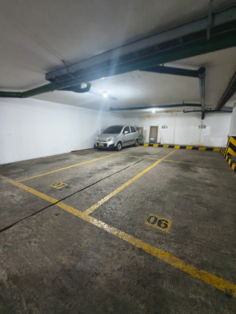 Apartamento En Arriendo - Urbanización La Flora, Cali