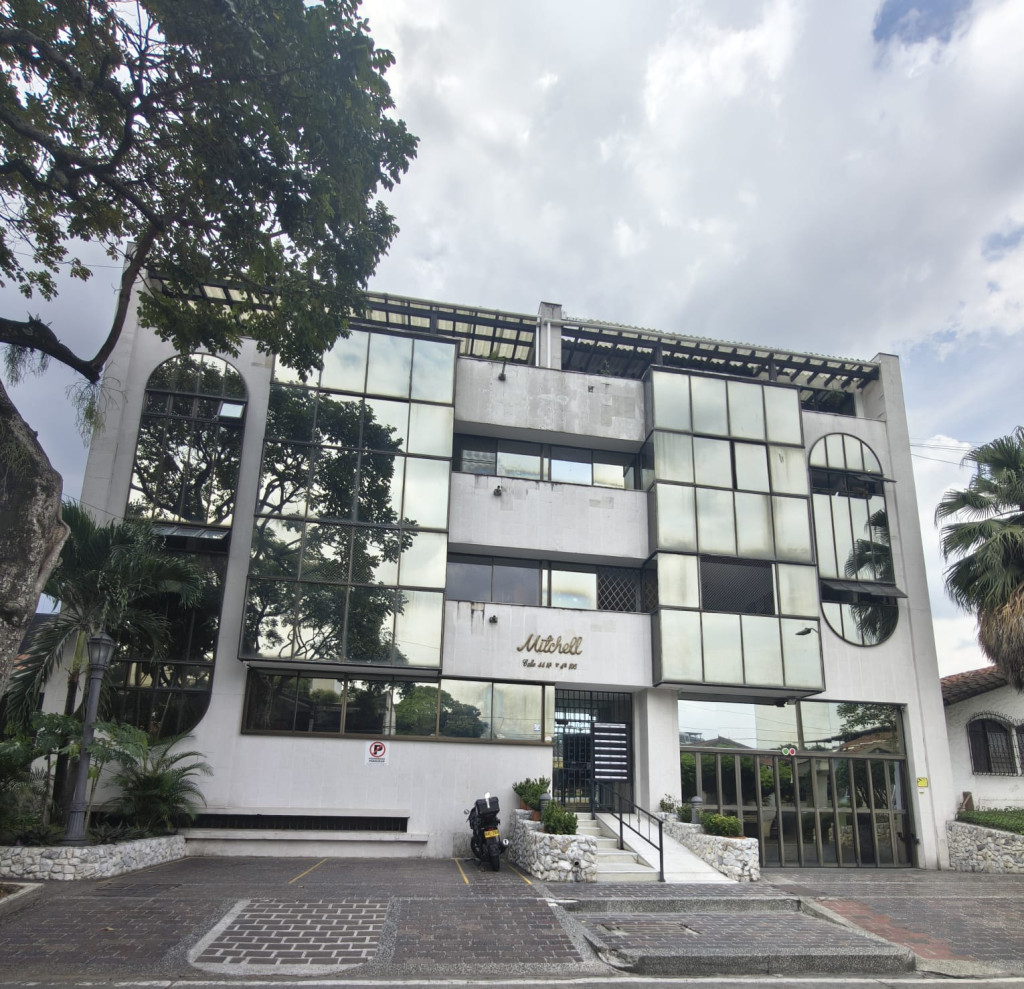 Apartamento En Arriendo - Urbanización La Flora, Cali