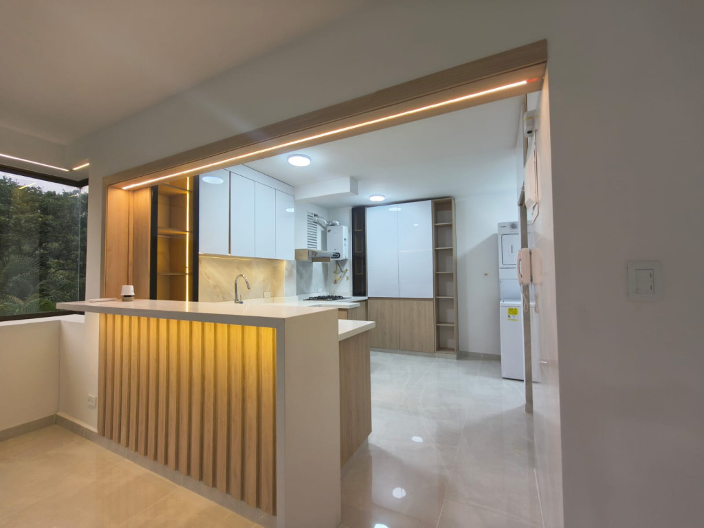 Apartamento En Arriendo - Urbanización La Flora, Cali