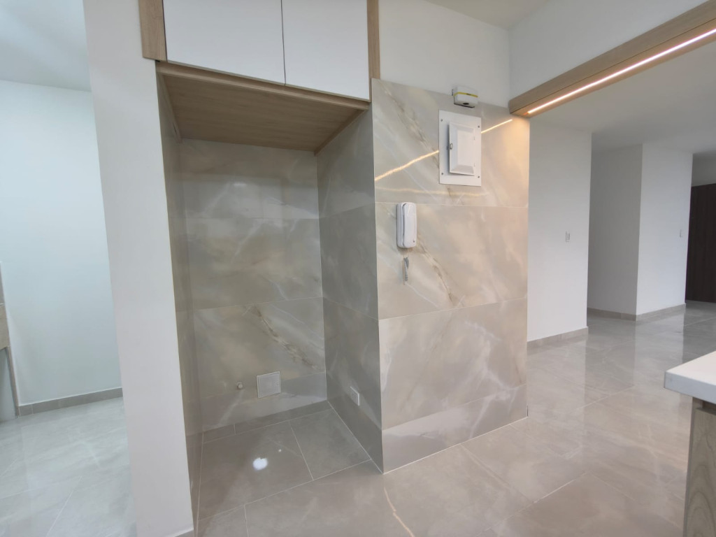 Apartamento En Arriendo - Urbanización La Flora, Cali