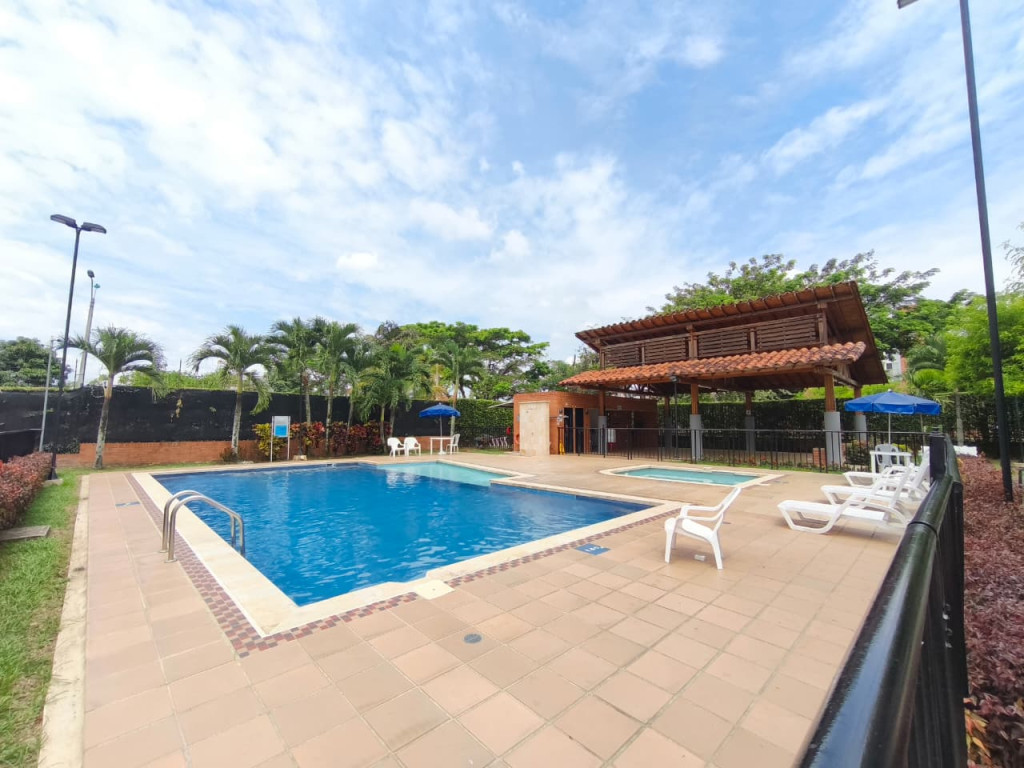 Apartamento En Arriendo - Valle Del Lili, Cali