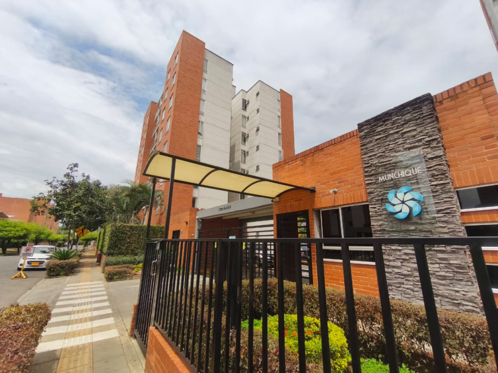 Apartamento En Arriendo - Valle Del Lili, Cali