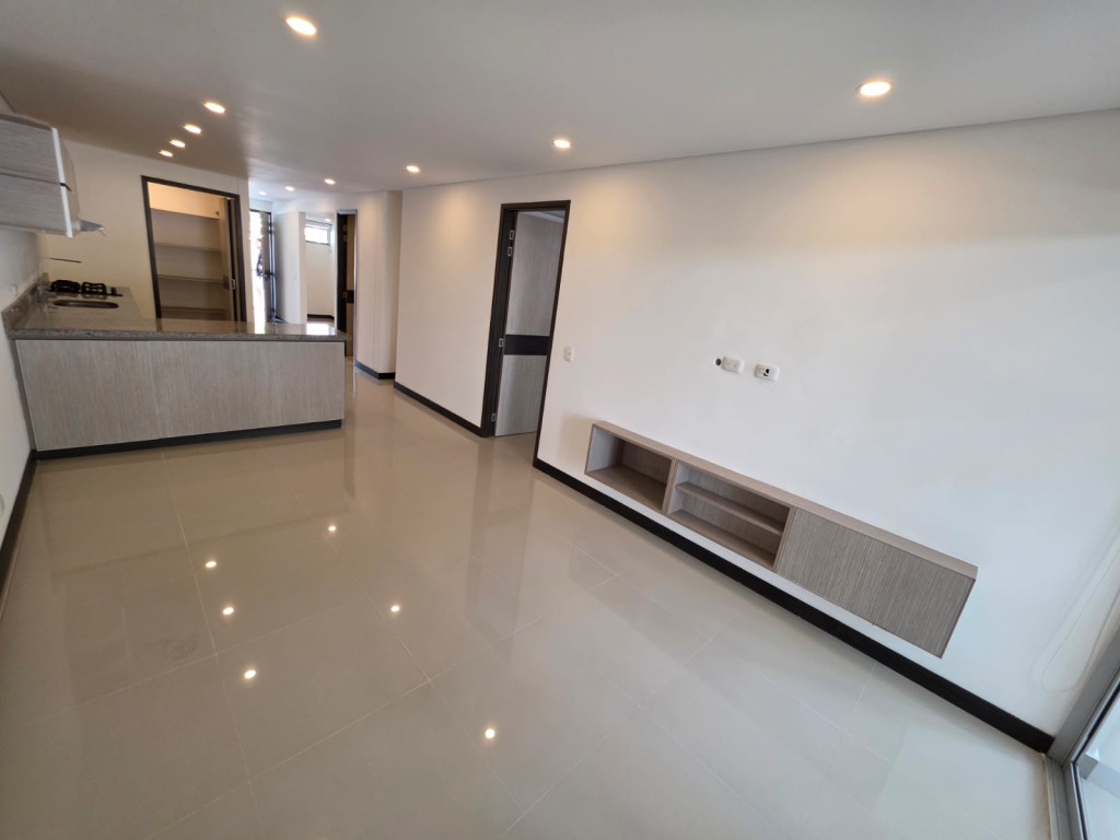Apartamento En Arriendo - Urbanización La Flora, Cali