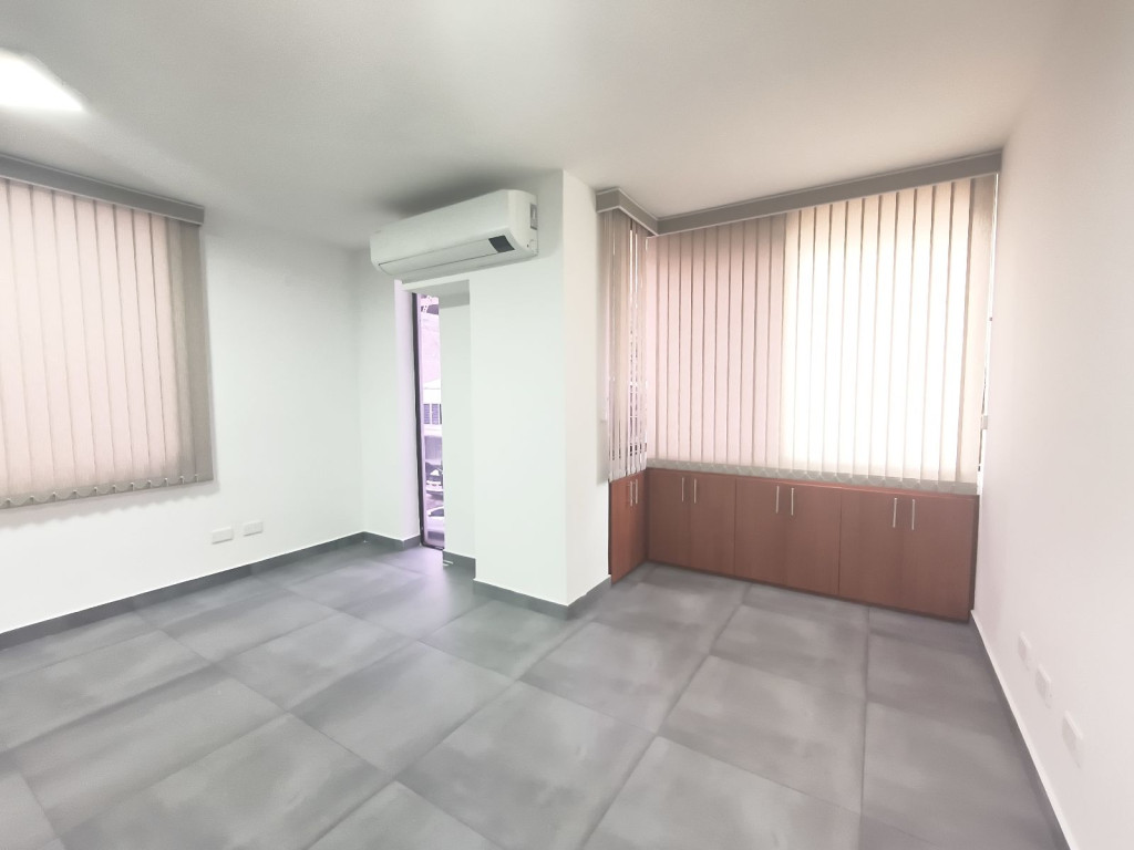 OFICINA en ARRIENDO - Versalles, Cali
