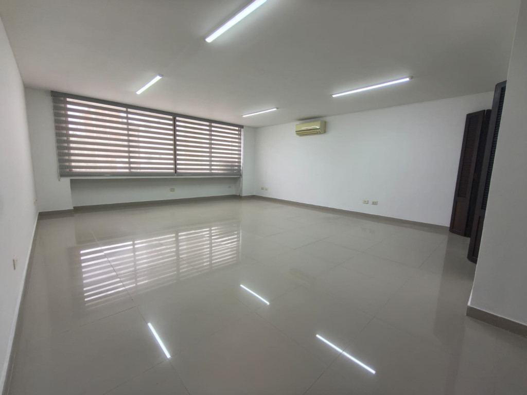 OFICINA en ARRIENDO - Versalles, Cali