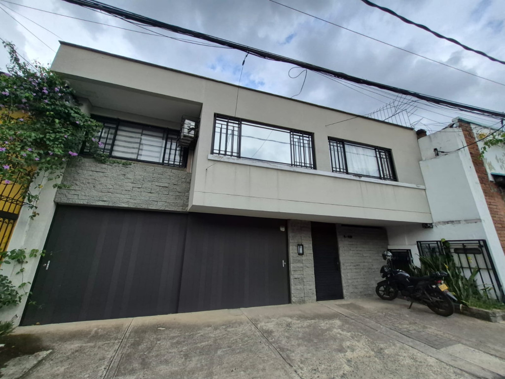 APARTAESTUDIO en ARRIENDO - San Antonio, Cali